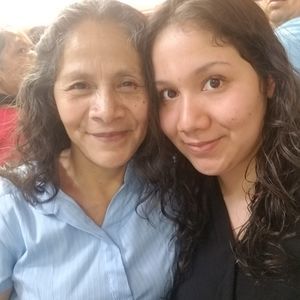 Meet your Posher, Loyda